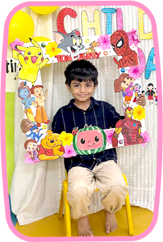 Preschool child learning through play