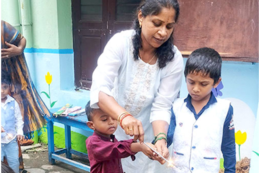 Happy classroom activity at Pearl Kids